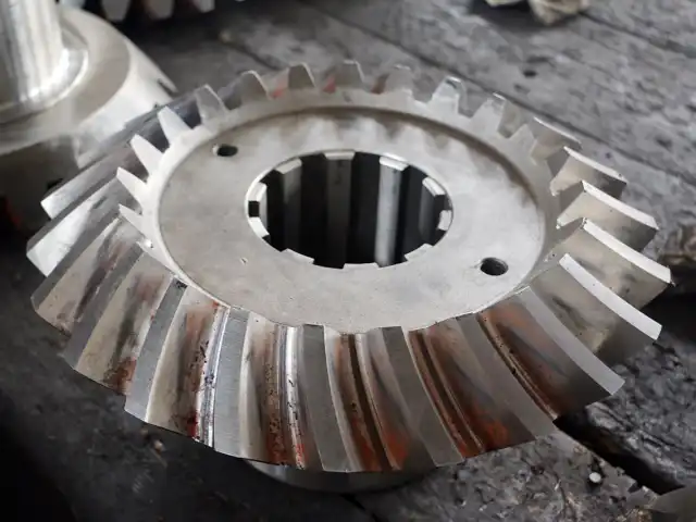 Spiral Bevel Gear